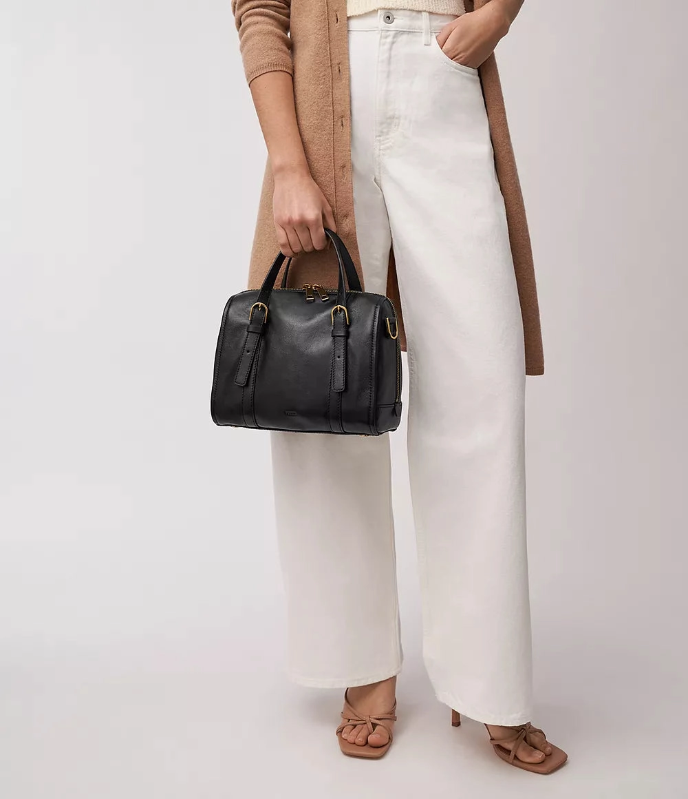 Carlie Satchel