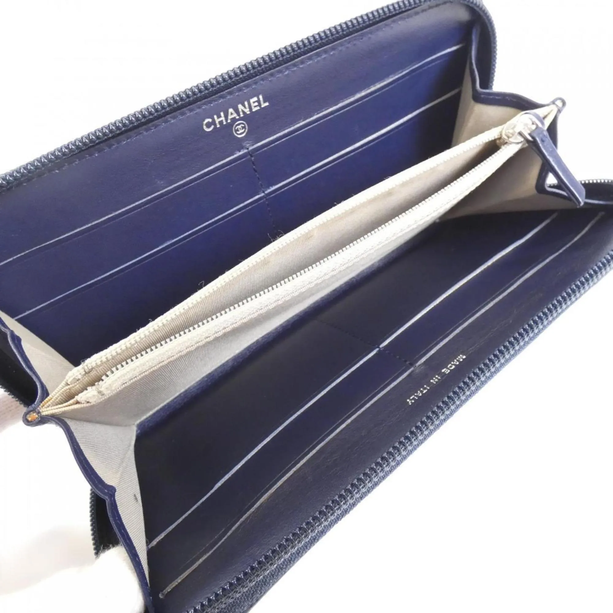 Chanel Caviar Leather Long Wallet (Bi-Fold) (Pre-Owned)