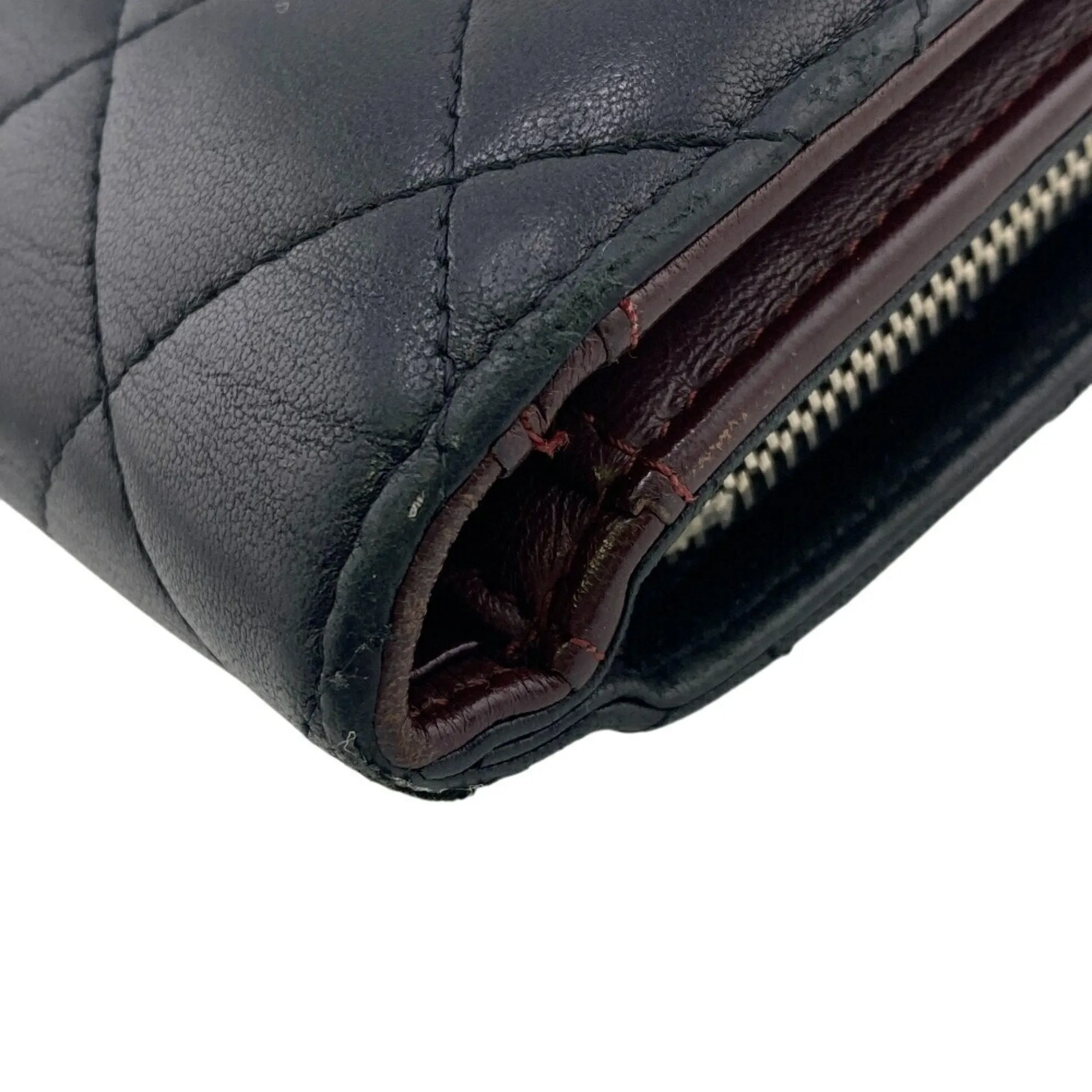 Chanel Leather Wallet (Bi-Fold) (Pre-Owned)