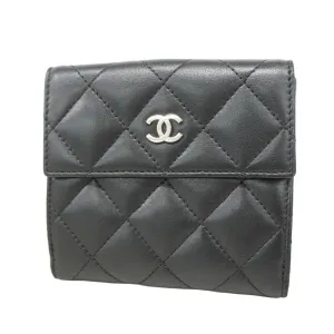 Chanel Leather Wallet (Bi-Fold) (Pre-Owned)