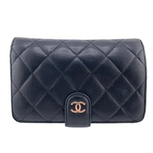 Chanel Leather Wallet (Bi-Fold) (Pre-Owned)