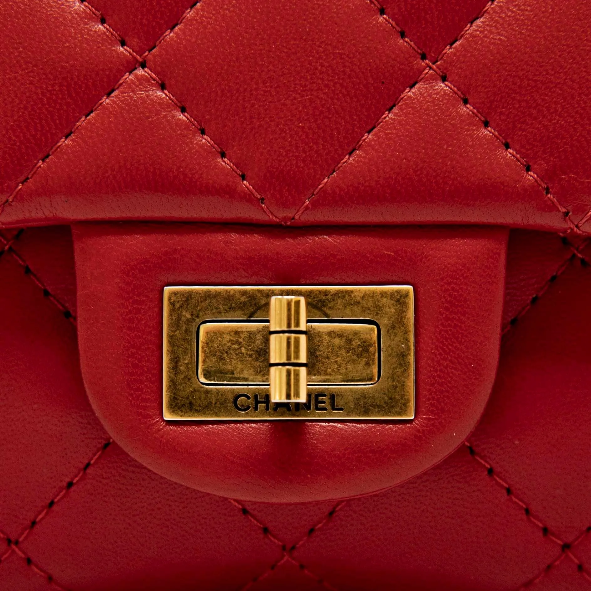 Chanel Red Lambskin 2.55 Reissue 226