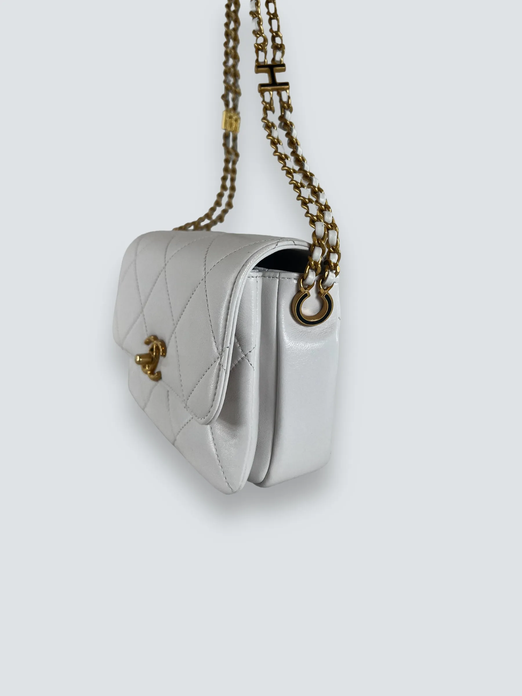 Chanel White Lambskin Leather CC Mini Flap