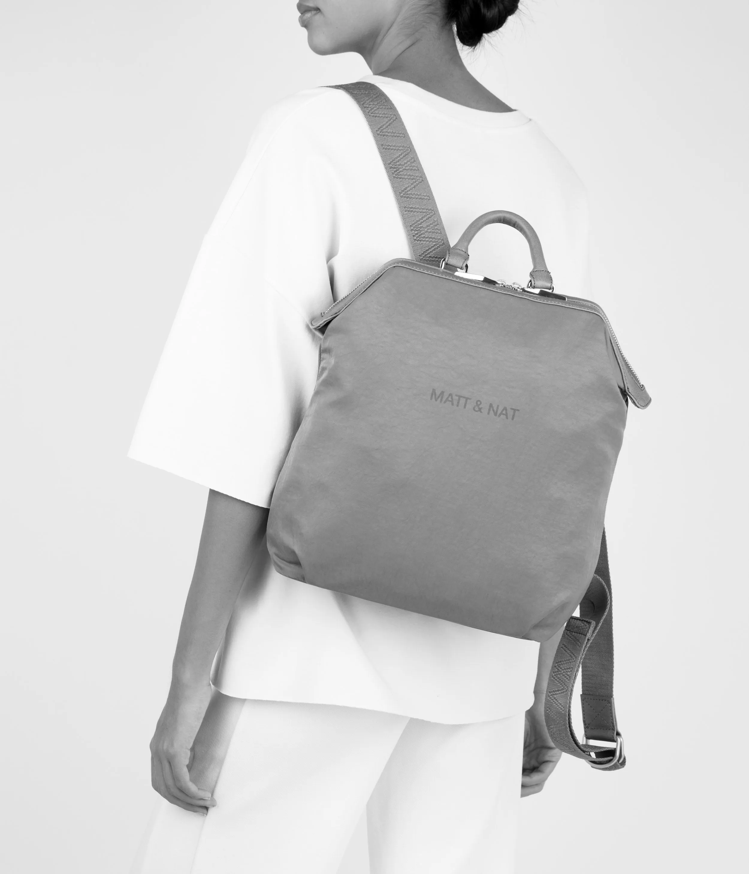 DUBLIN Vegan Backpack - Oam