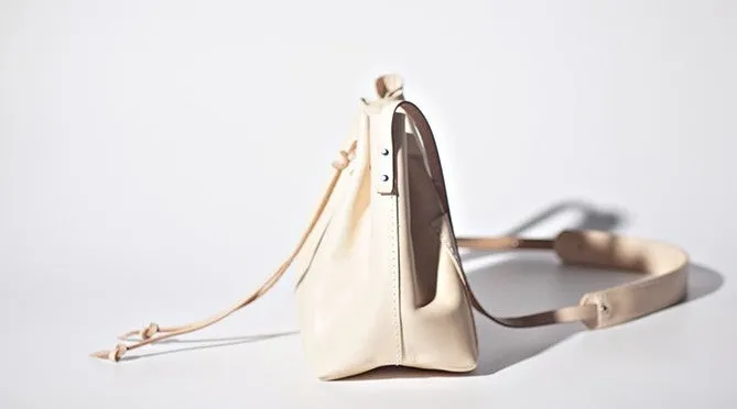 Handmade Beige Women Leather bucket crossbody bag Barrel shoulder bag for women