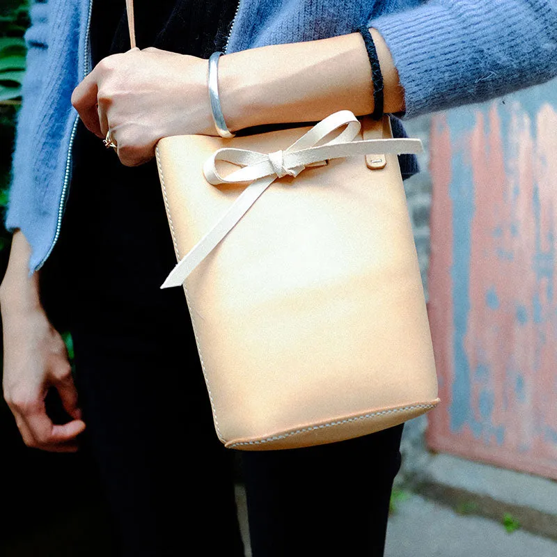 Handmade Leather Beige Womens Bucket Purse Barrel Shoulder Bag for Women