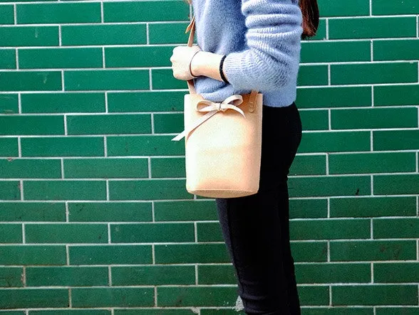 Handmade Leather Beige Womens Bucket Purse Barrel Shoulder Bag for Women
