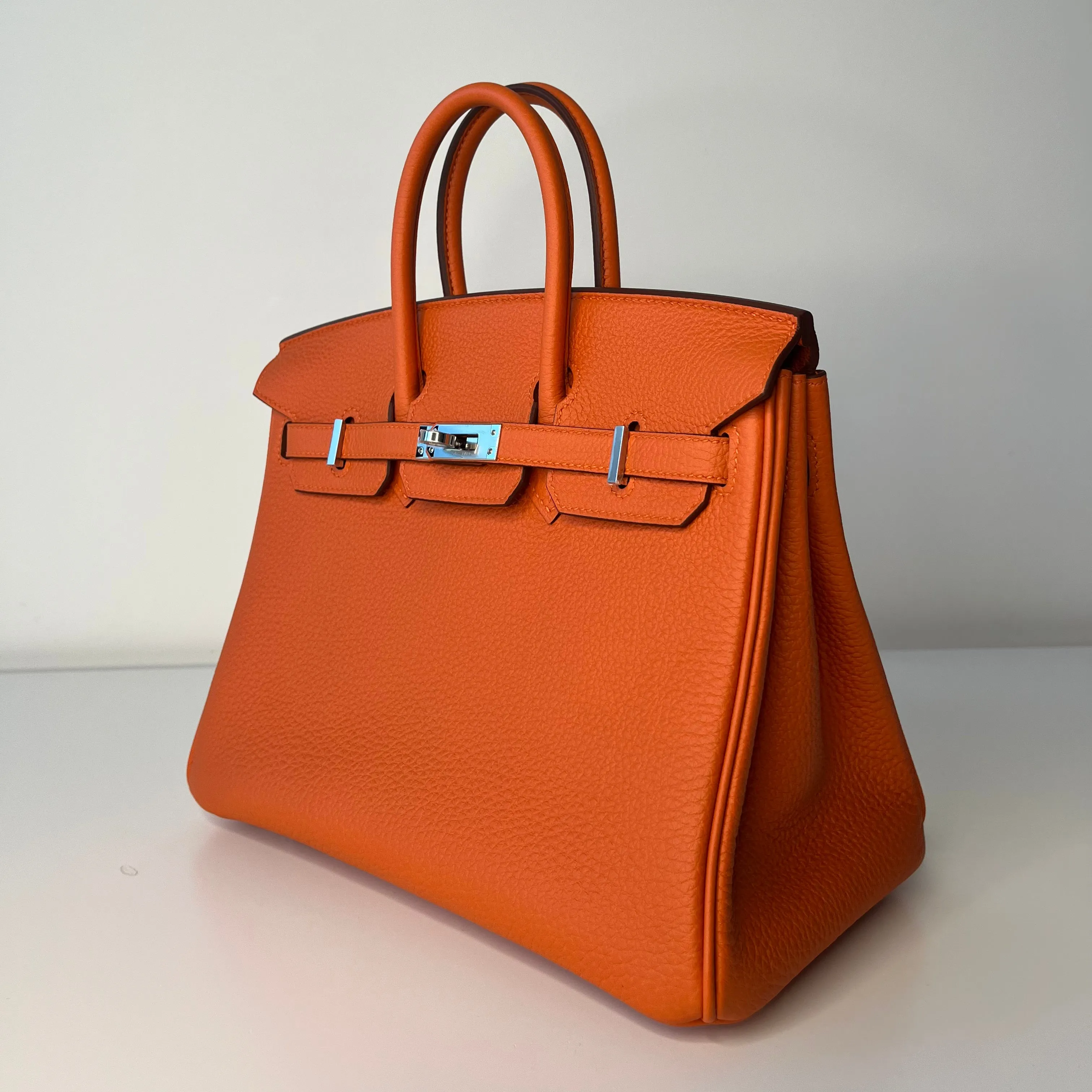 Herm??s Birkin 25 Orange Togo Palladium Hardware