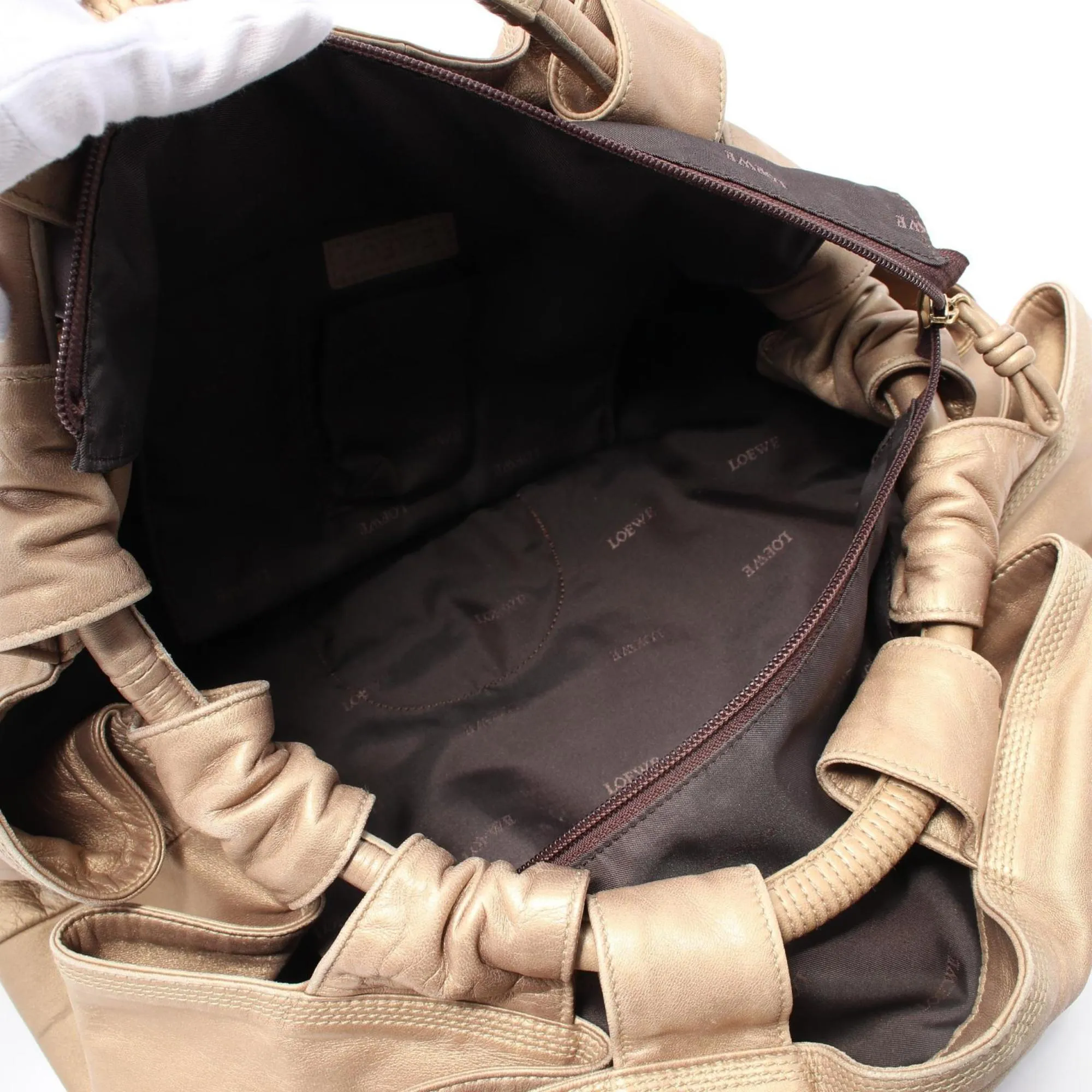 Loewe Leather Handbag (Pre-Owned)