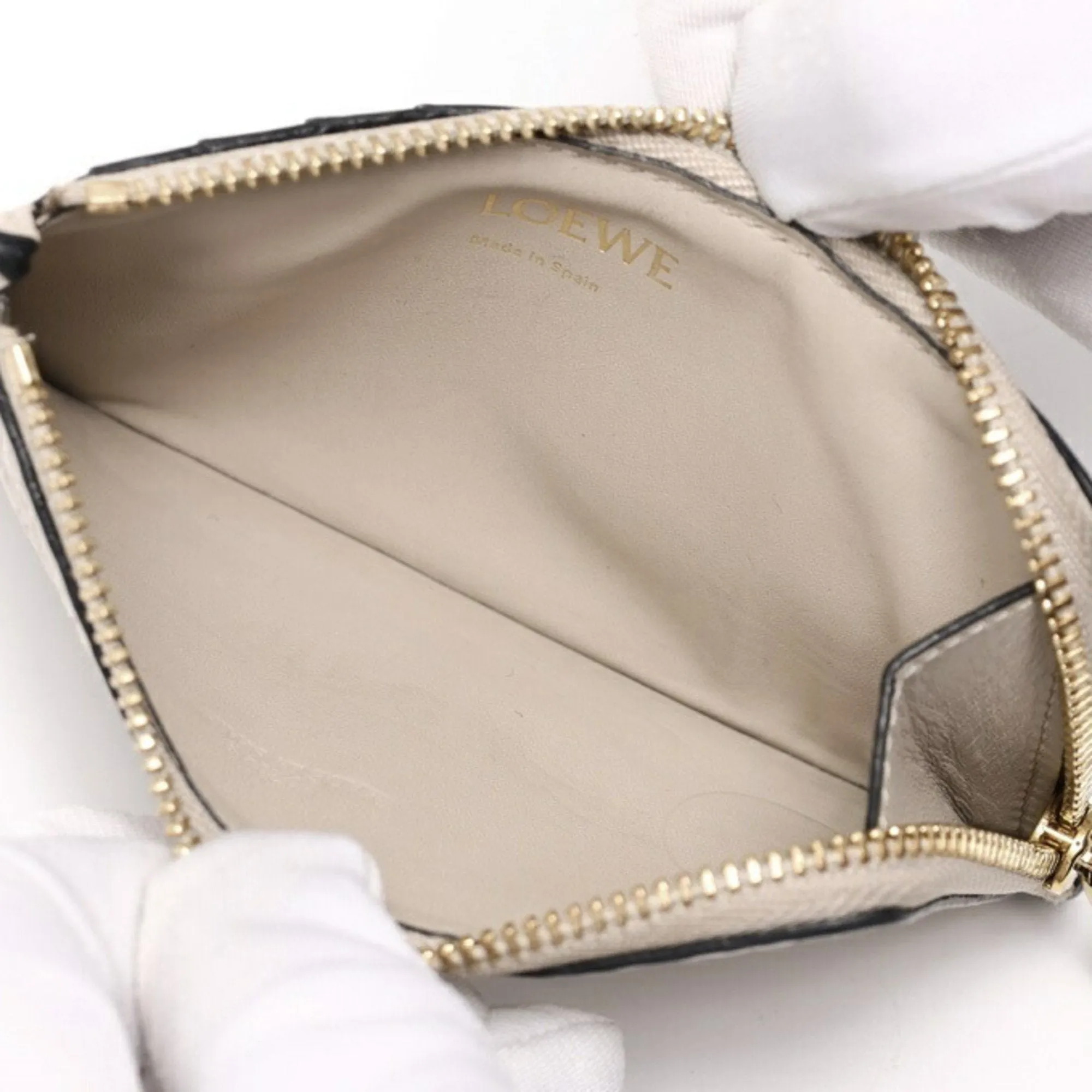 Loewe Leather Pouch (Pre-Owned)