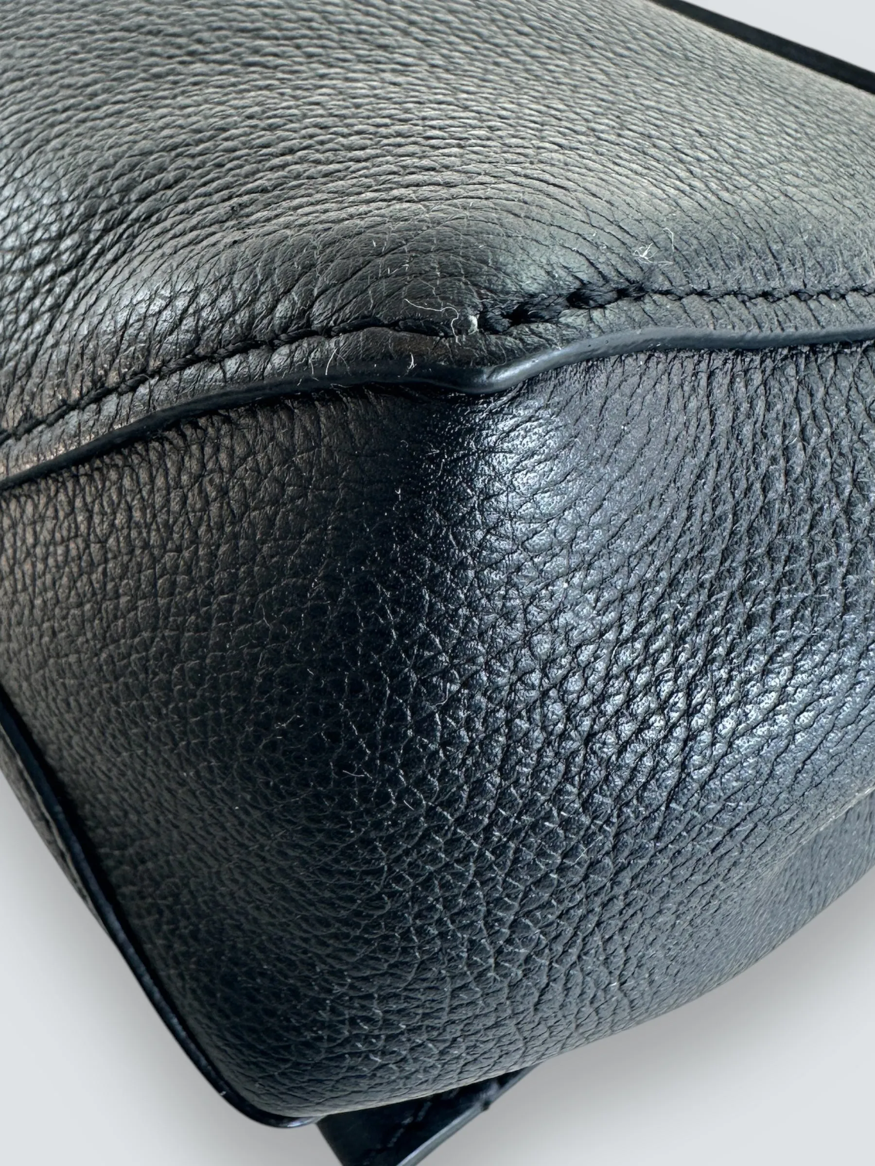 Louis Vuitton Black Leather ??Lockme?? Crossbody