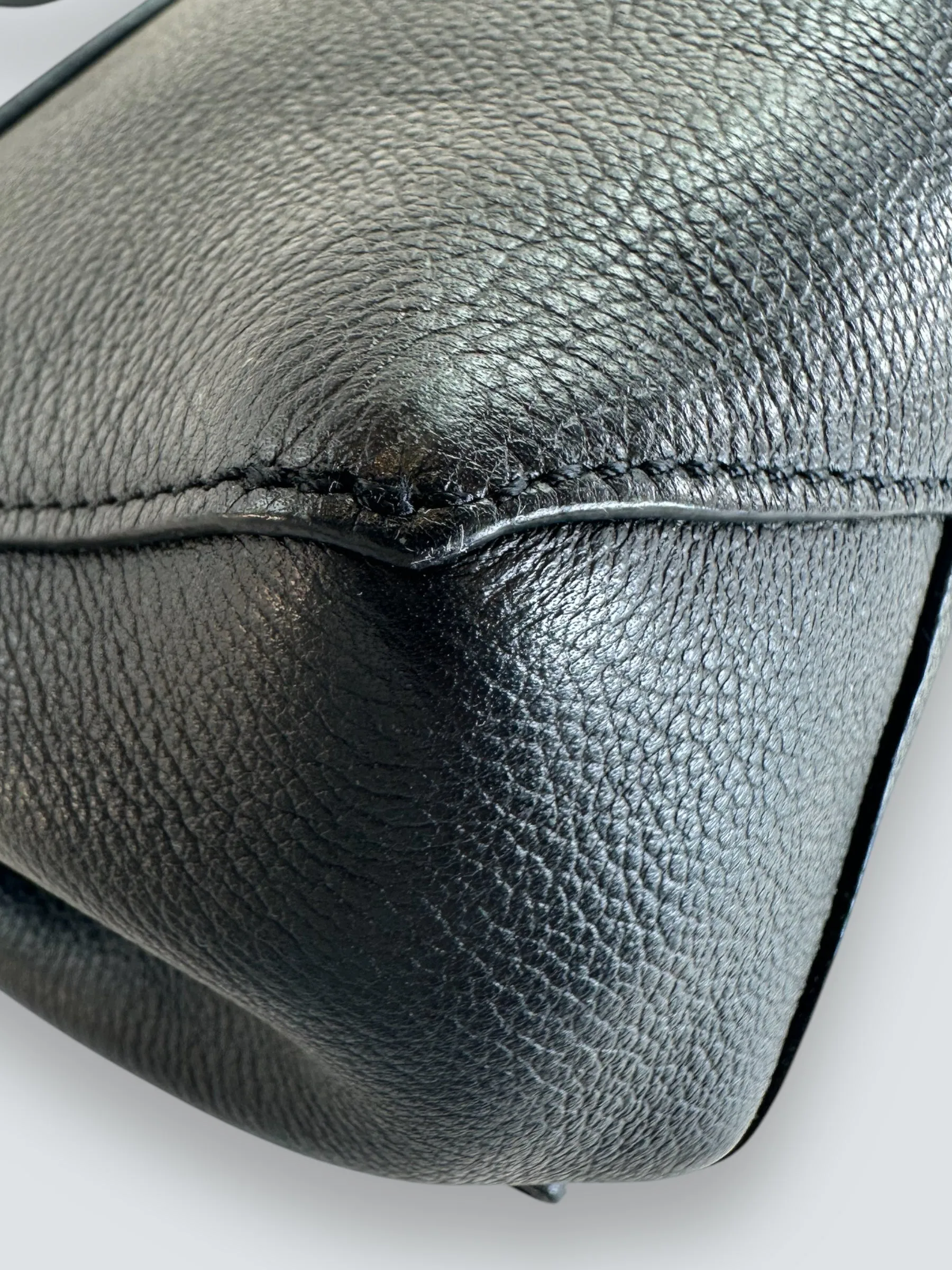 Louis Vuitton Black Leather ??Lockme?? Crossbody