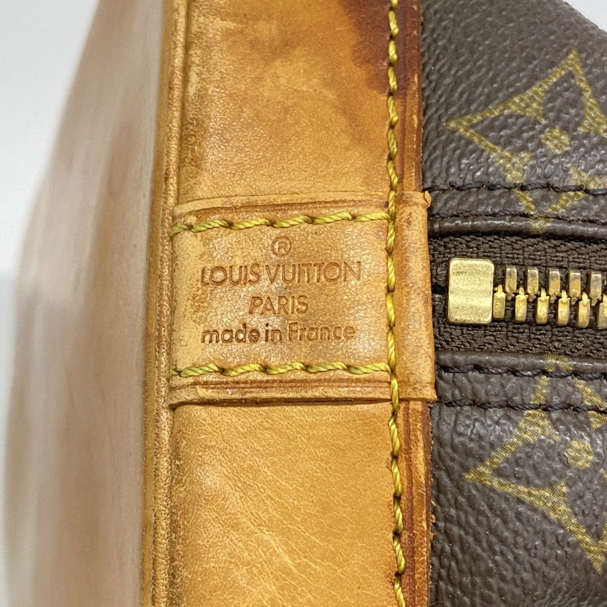 Louis Vuitton Handbag (Pre-Owned)