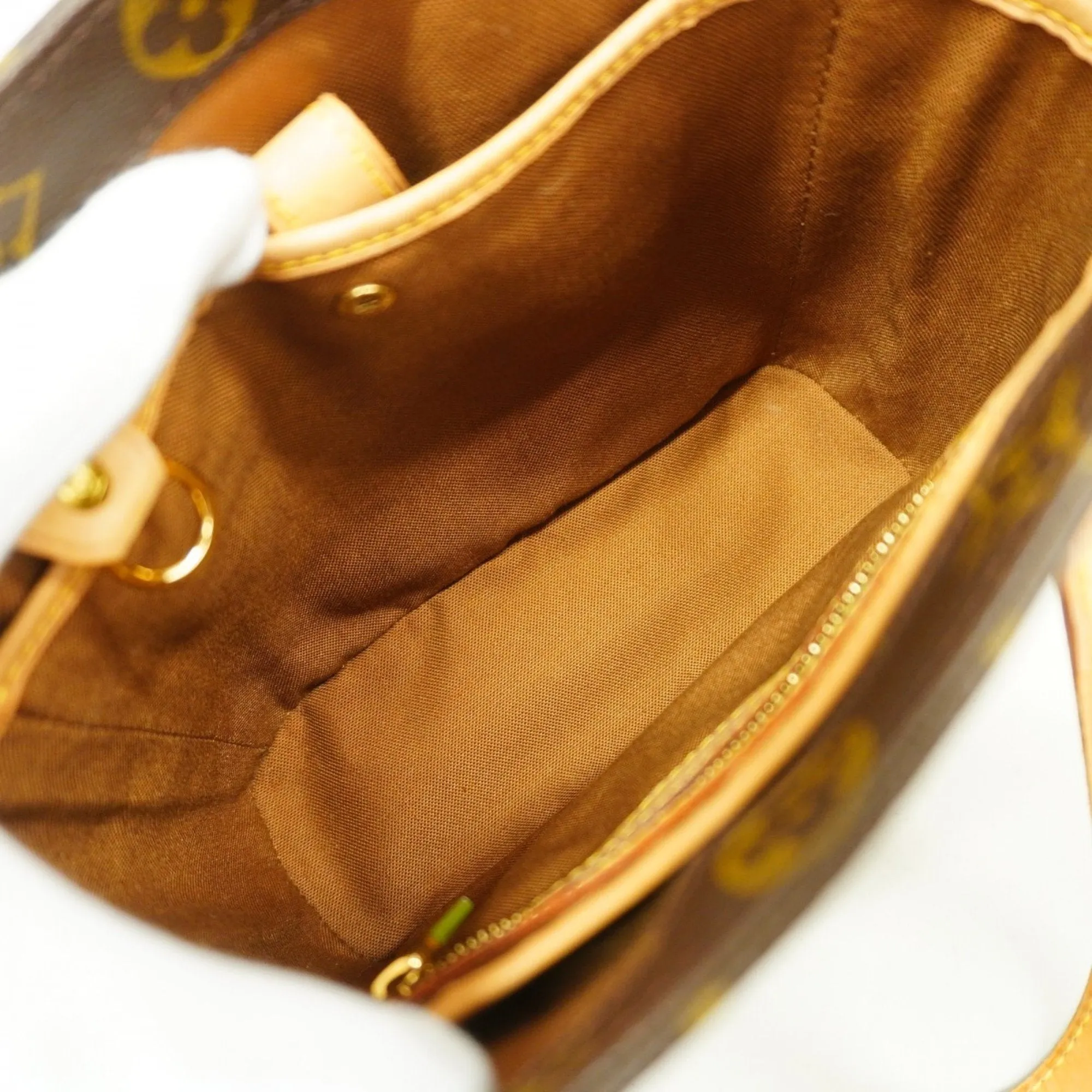 Louis Vuitton Handbag (Pre-Owned)