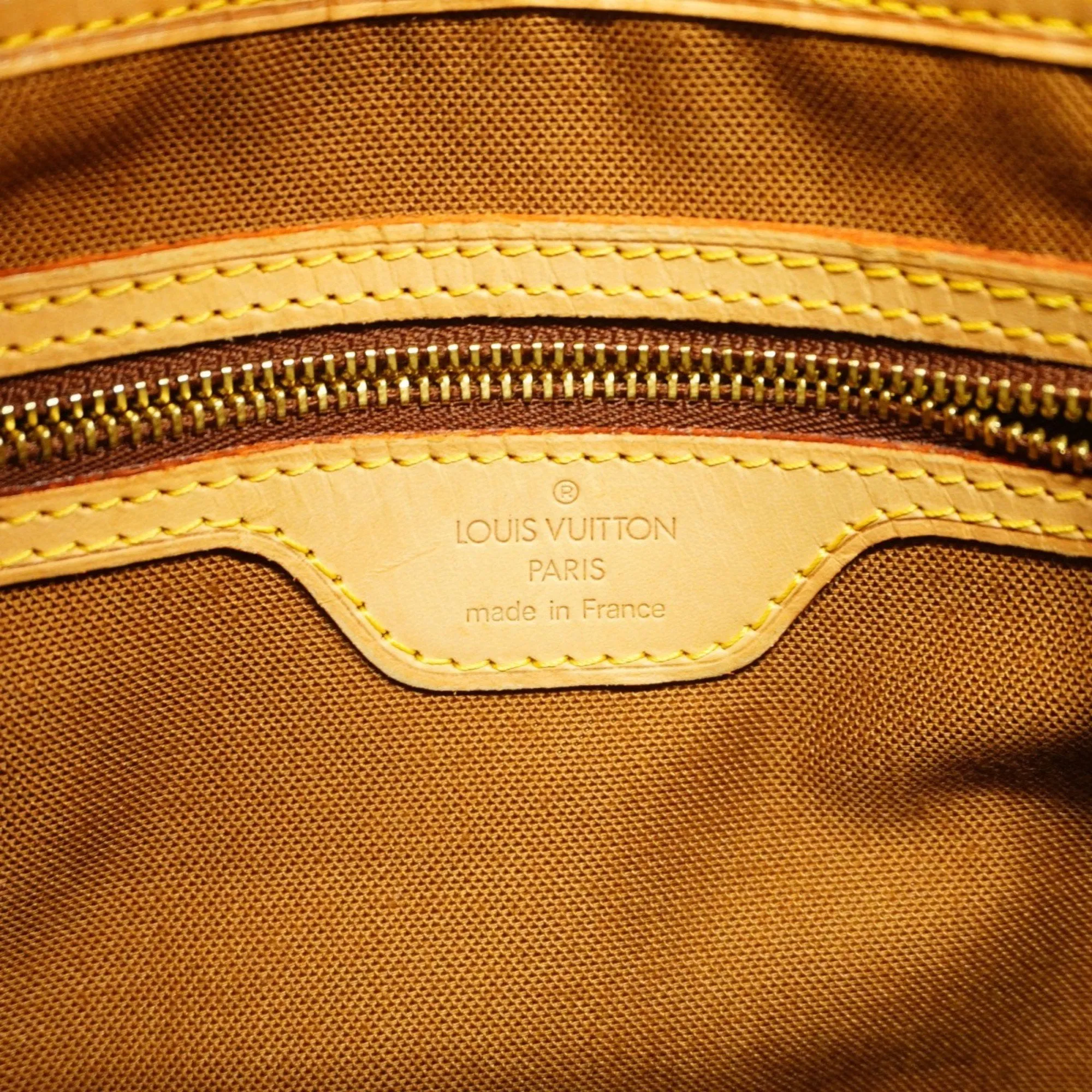 Louis Vuitton Handbag (Pre-Owned)