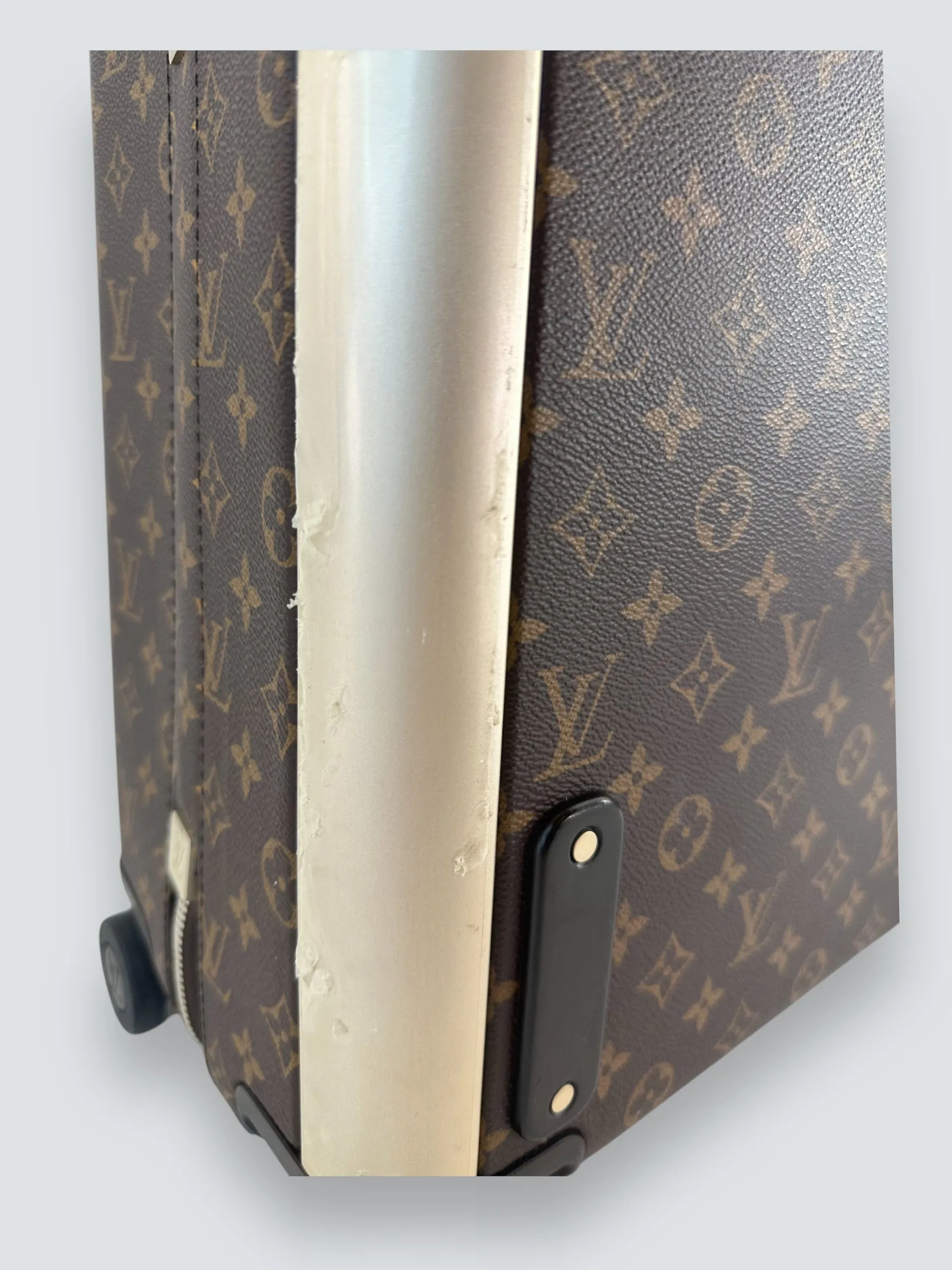 Louis Vuitton Monogram Canvas Horizon 50 Carry on Luggage