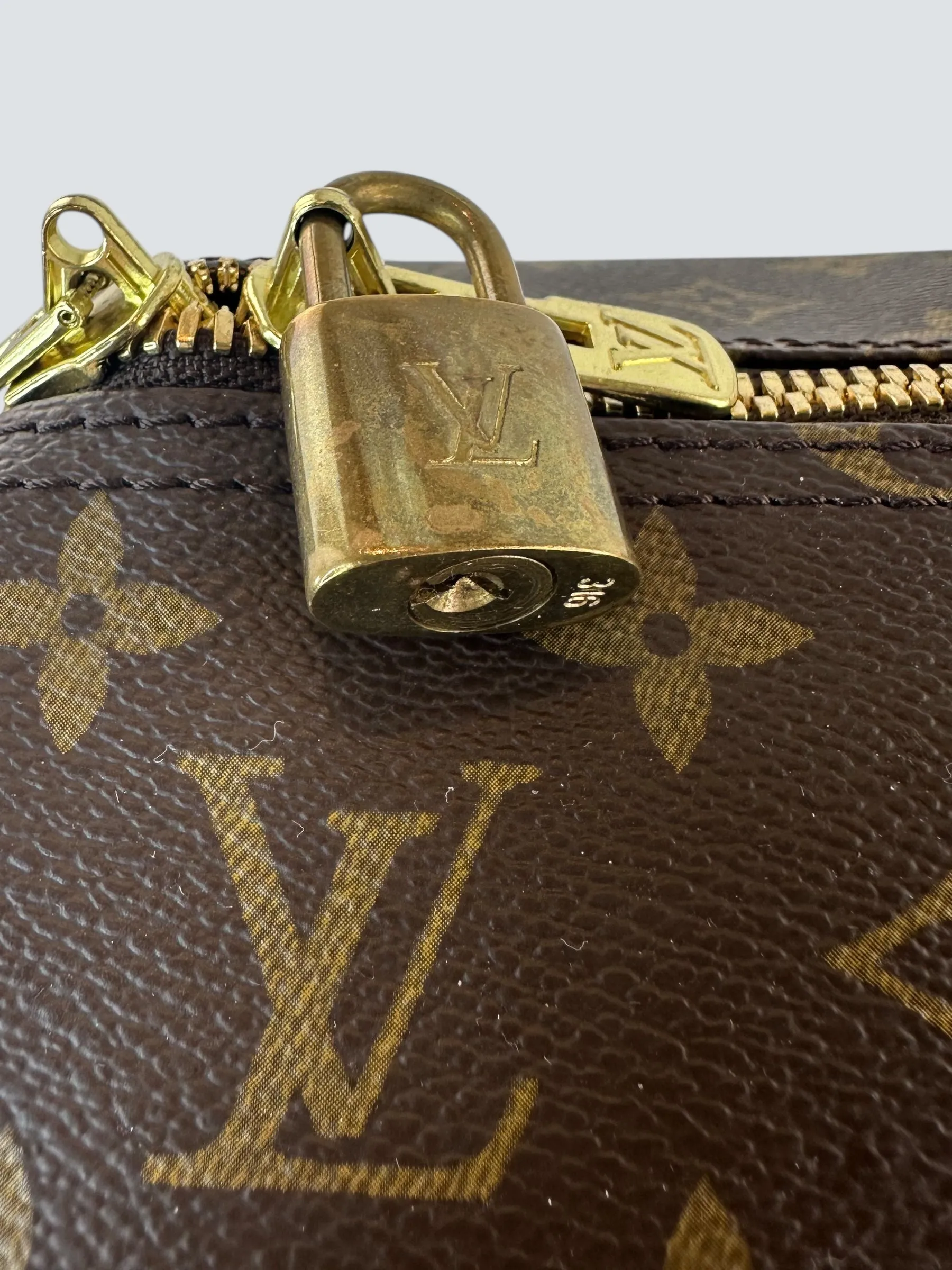 Louis Vuitton Monogram Canvas Keepall 55 Luggage