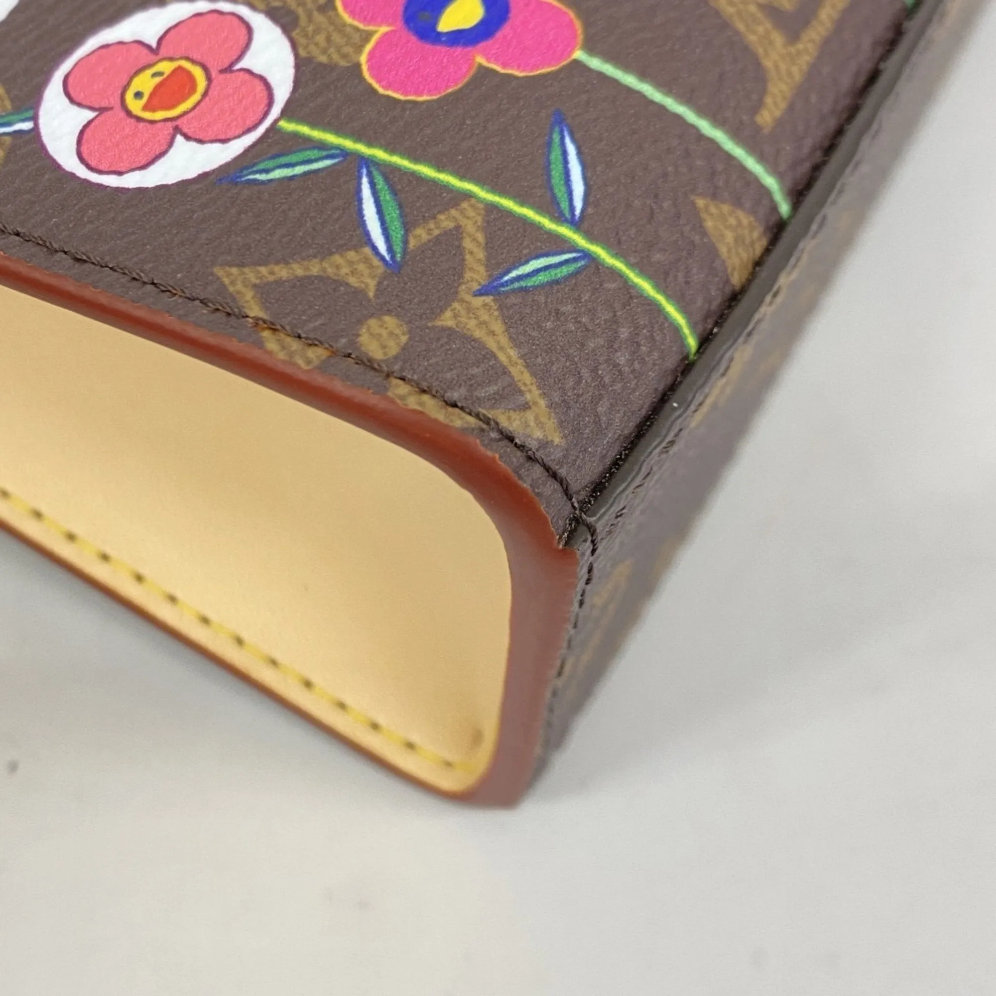 Louis Vuitton Pouch (Pre-Owned)