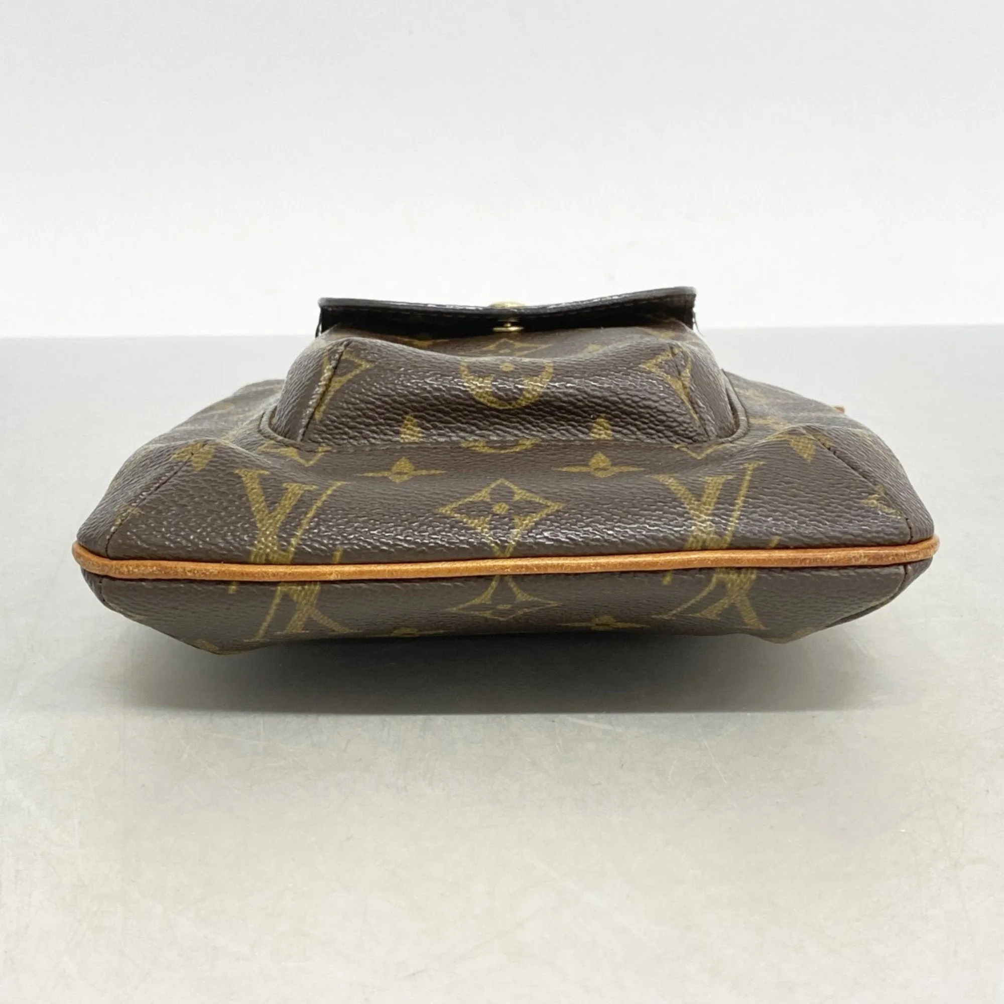 Louis Vuitton Pouch (Pre-Owned)