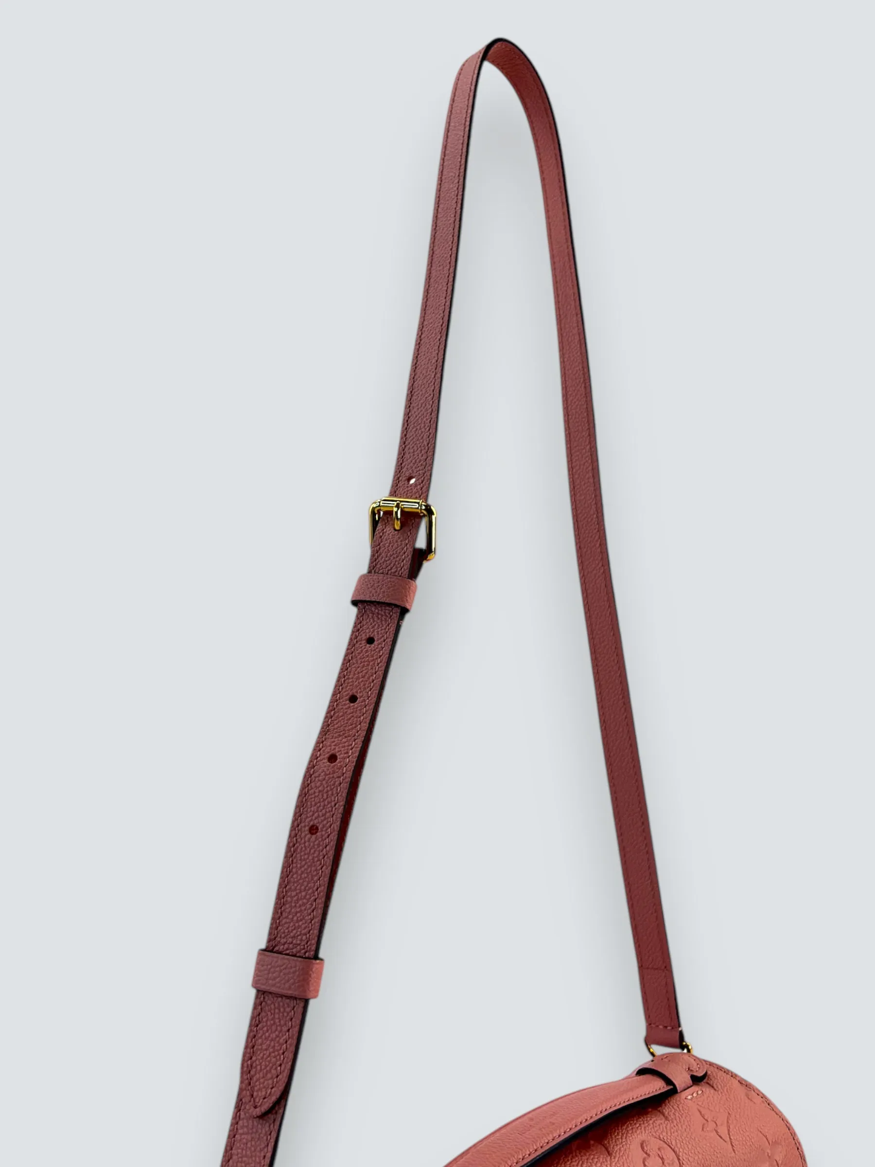 Louis Vuitton Rose Pink Empriente Leather Pochette Metis Crossbody