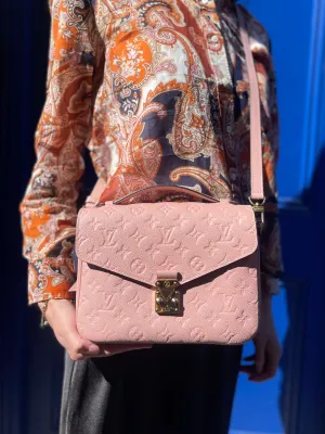 Louis Vuitton Rose Pink Empriente Leather Pochette Metis Crossbody