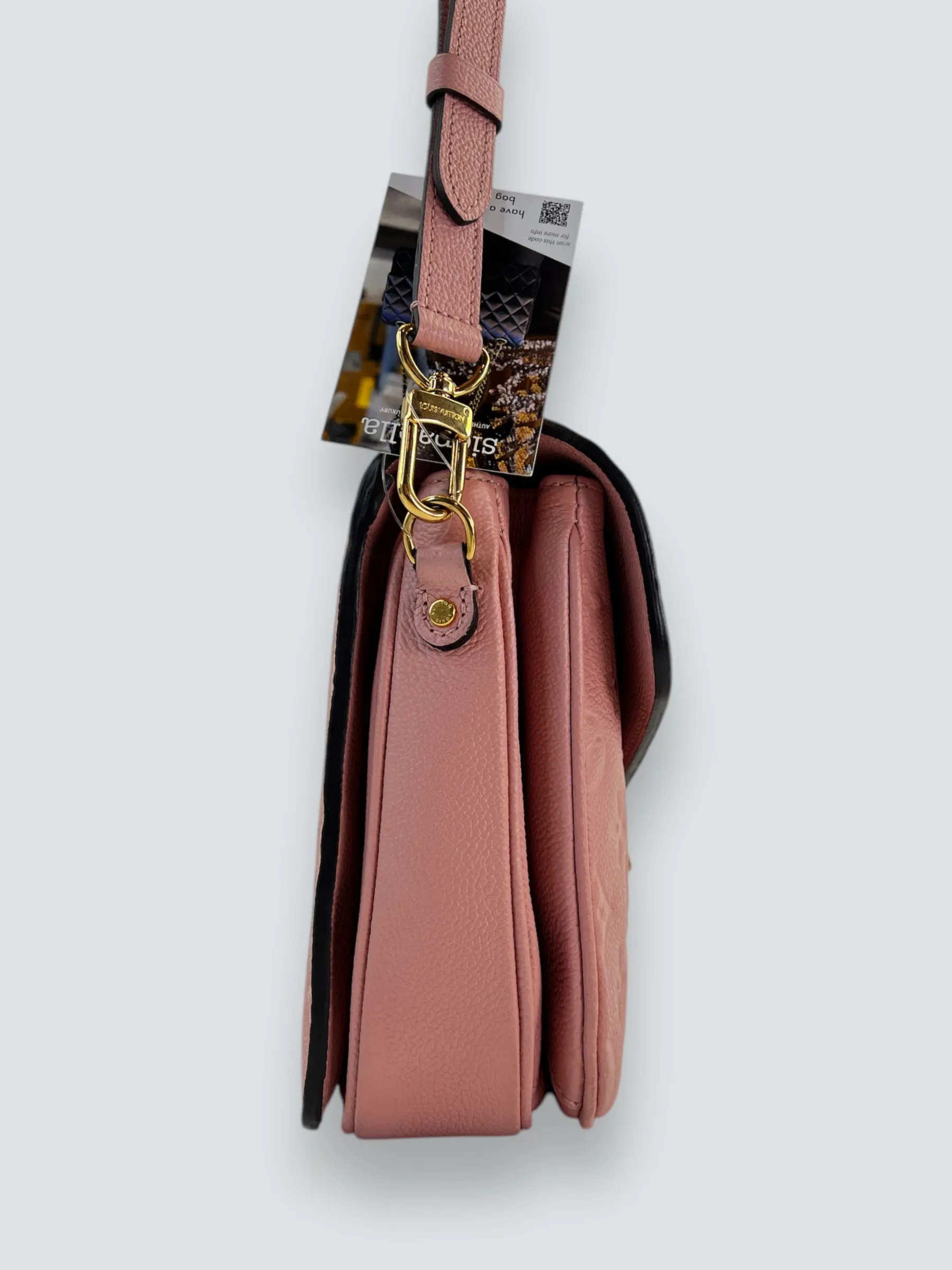 Louis Vuitton Rose Pink Empriente Leather Pochette Metis Crossbody