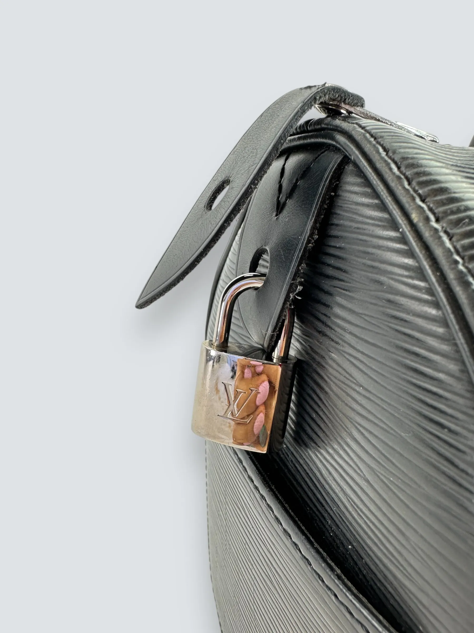 Louis Vuitton Speedy 30 Epi Black Handbag