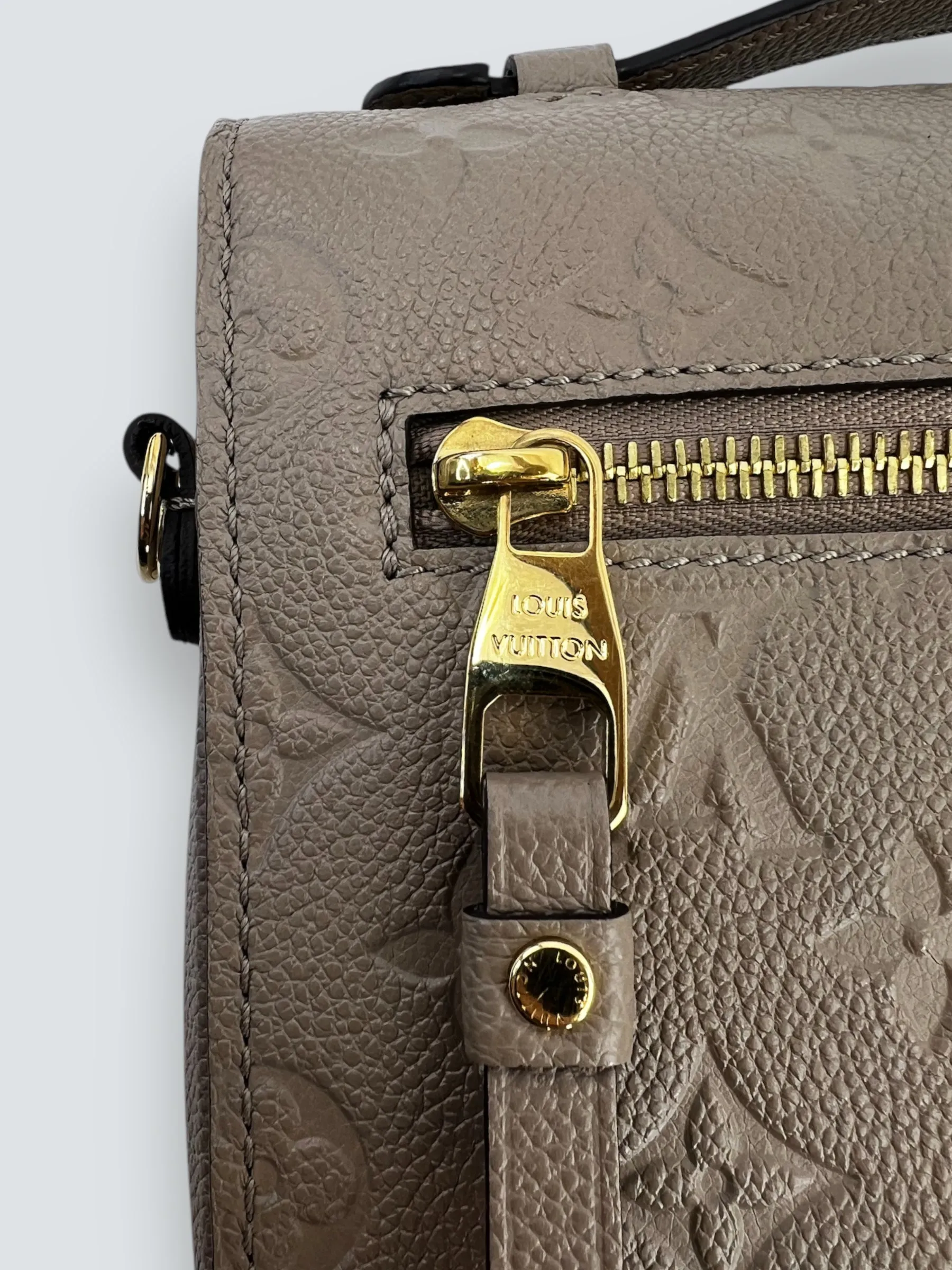 Louis Vuitton Taupe Empriente Leather Pochette Metis Crossbody