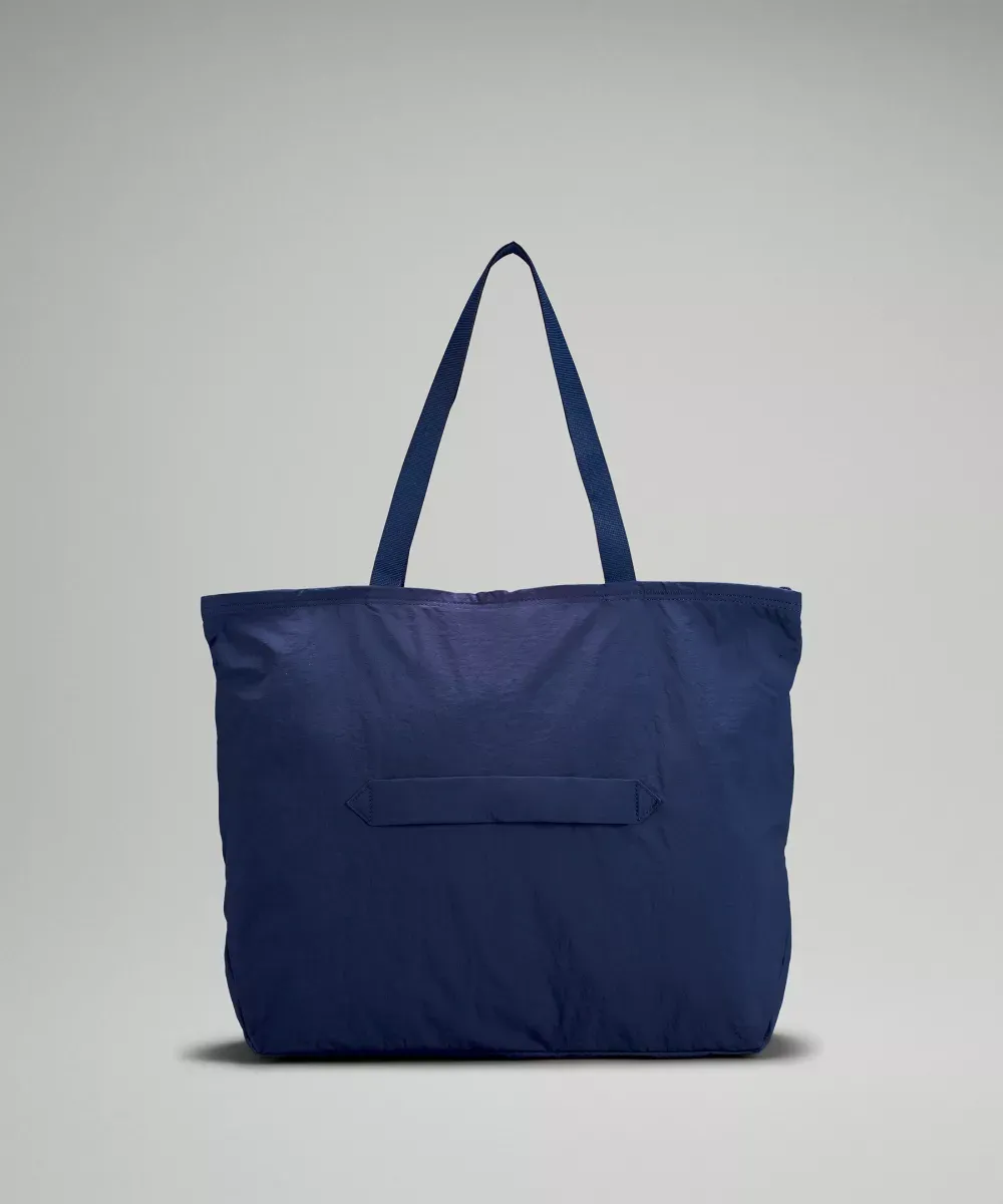 L.u.l.u.l.e.m.o.n   Tote Bag