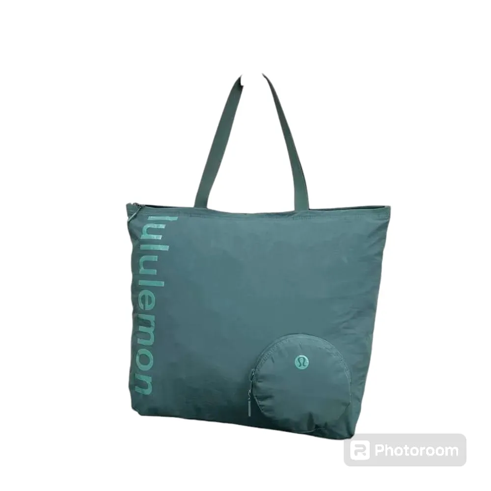 L.u.l.u.l.e.m.o.n   Tote Bag