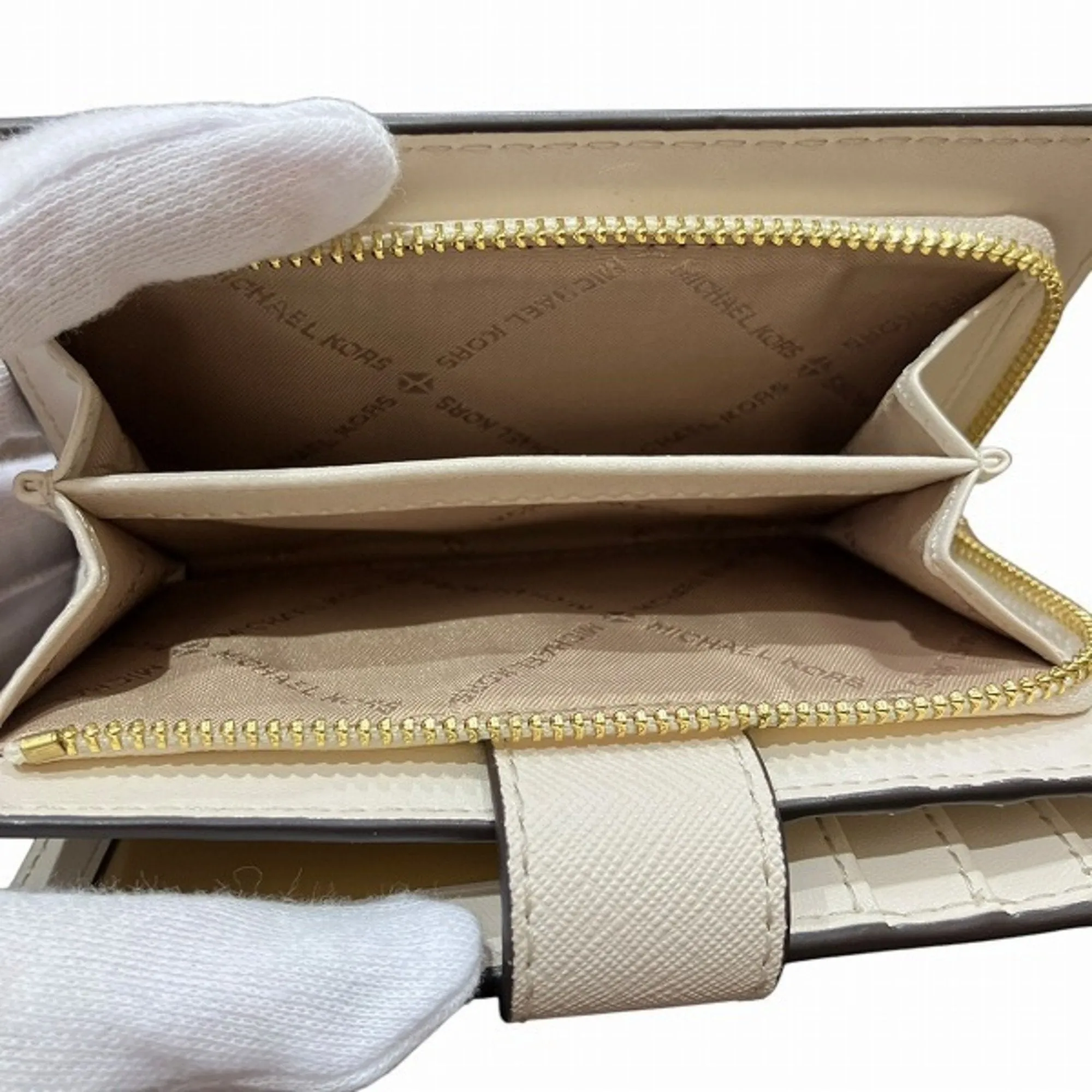 Michael Kors Pvc Middle Wallet (Bi-Fold) (Pre-Owned)