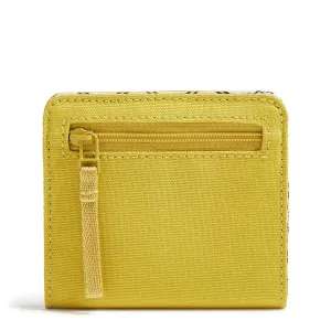 Outlet Lighten Up Essential Small Wallet