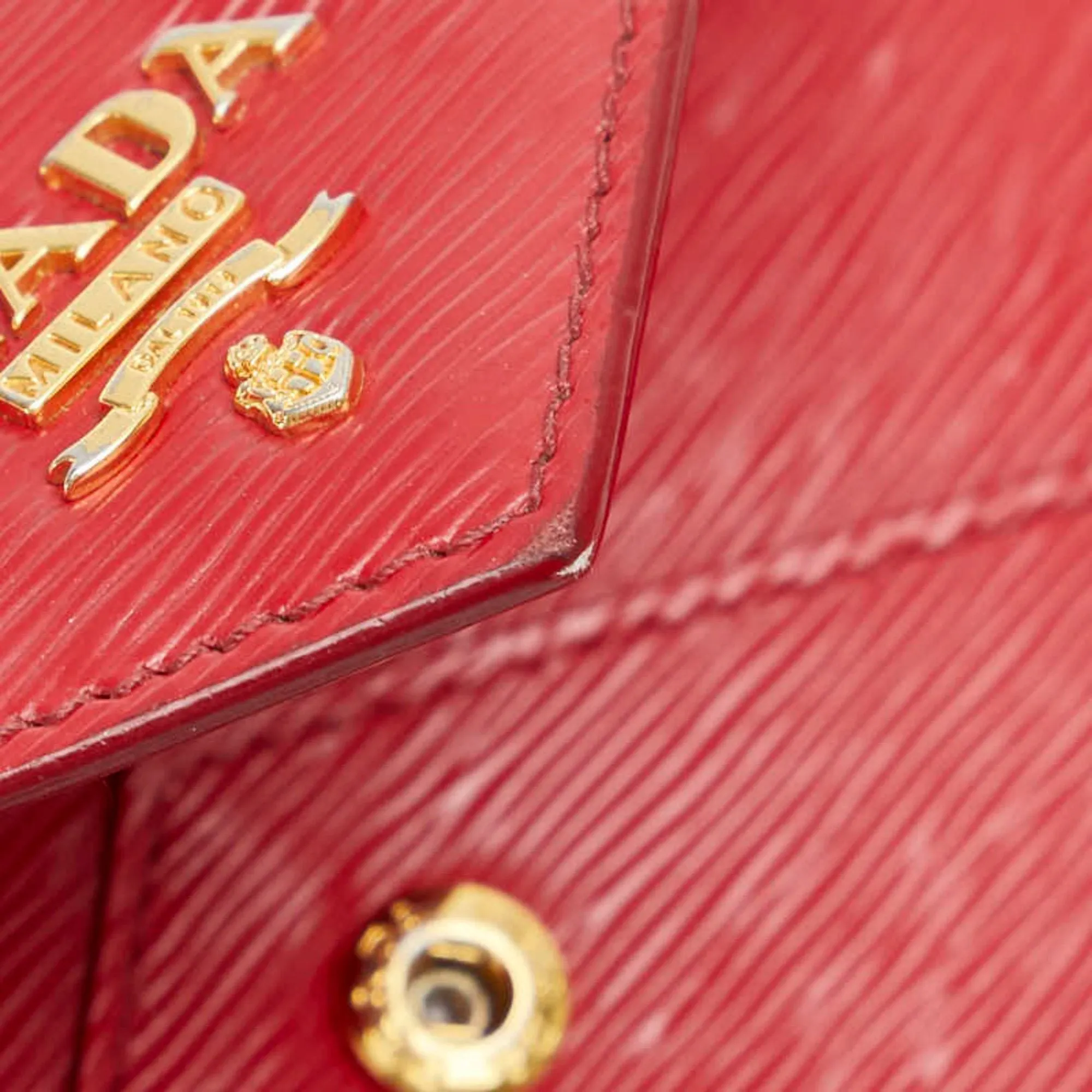 Prada Leather Long Wallet (Bi-Fold) (Pre-Owned)