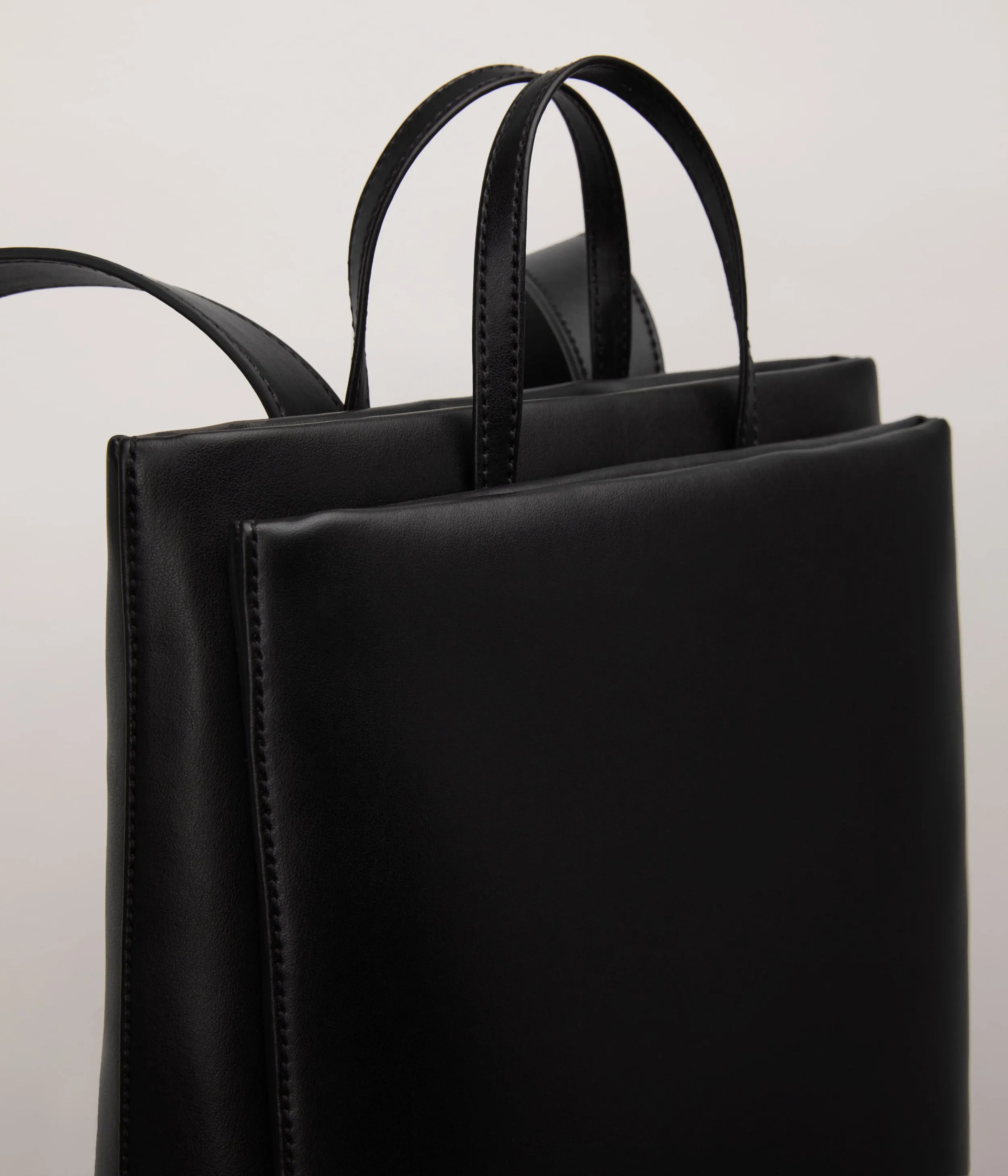 REIGN Vegan Backpack - UPPEAL
