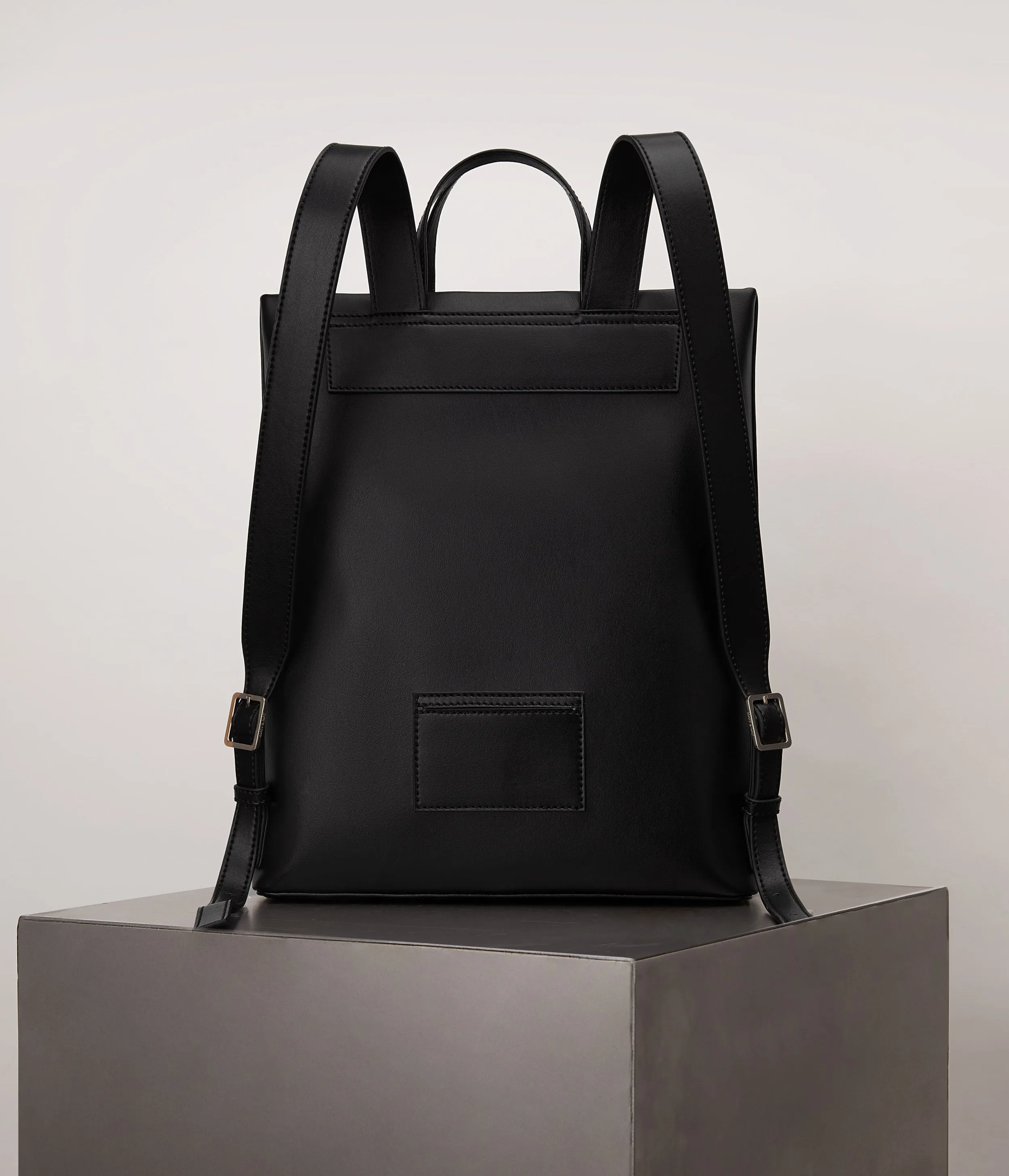 REIGN Vegan Backpack - UPPEAL