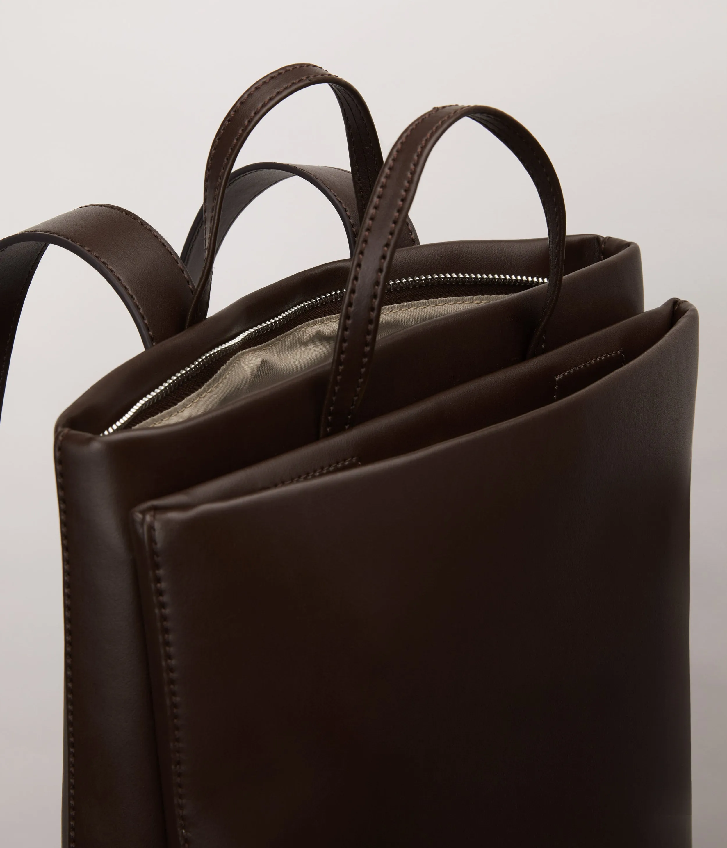 REIGN Vegan Backpack - UPPEAL