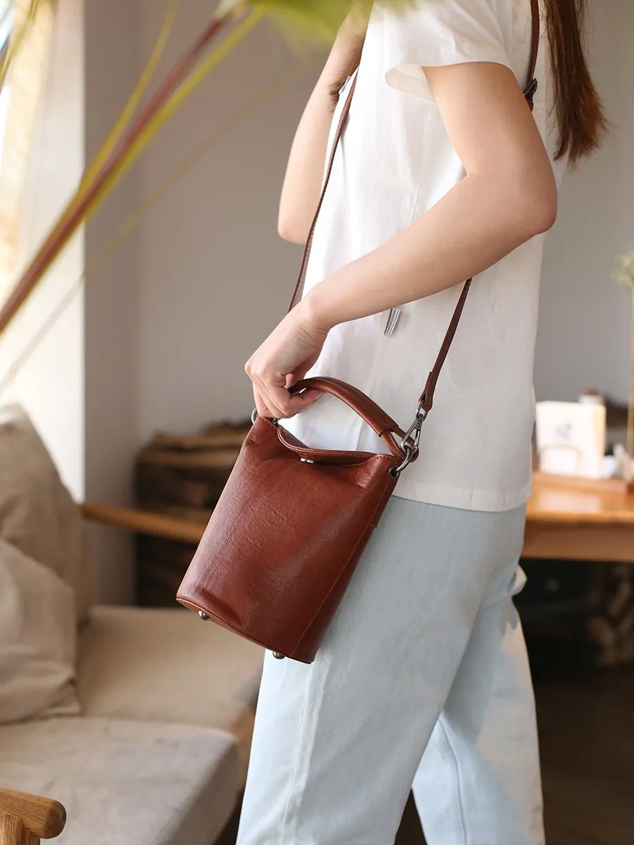 Small Womens Brown Leather Bucket Handbag Vintage Shoulder Barrel Purses for Ladies