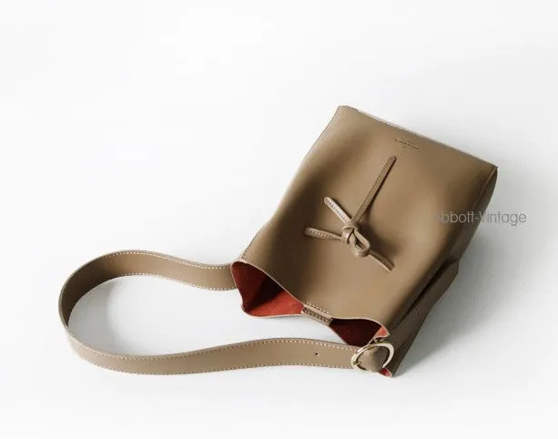 Stylish Leather Brown Womens Bucket Purse Crossbody Bag Barrel Shoulder Bag for Women