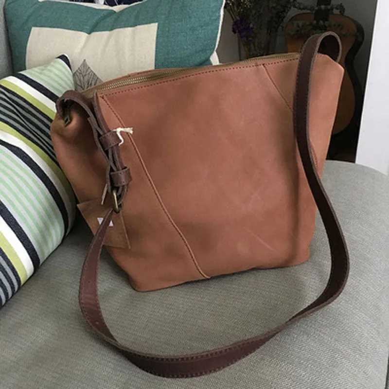 Vintage LEATHER WOMENs Bucket SHOULDER BAG Barrel Crossbody Purse FOR WOMEN