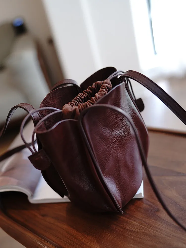 Vintage Womens Tan Leather Small Bucket Shoulder Bag Flower Bud Bucket Purse for Women