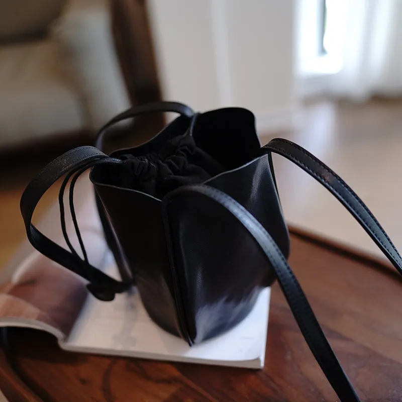 Vintage Womens Tan Leather Small Bucket Shoulder Bag Flower Bud Bucket Purse for Women