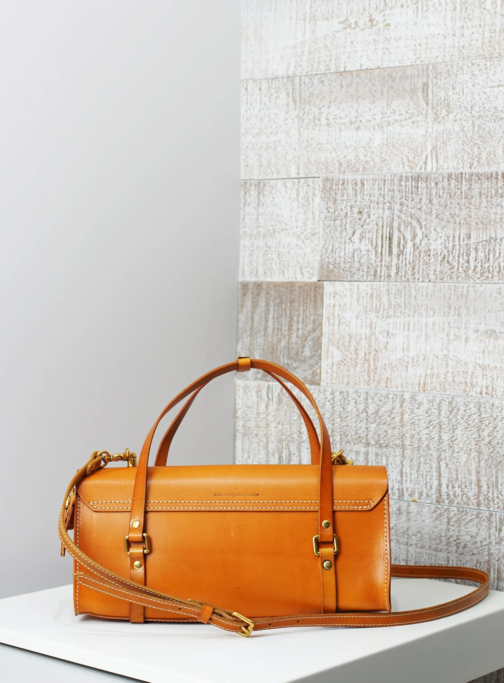 Vive 2.0 Classic Baguette Satchel- Tan