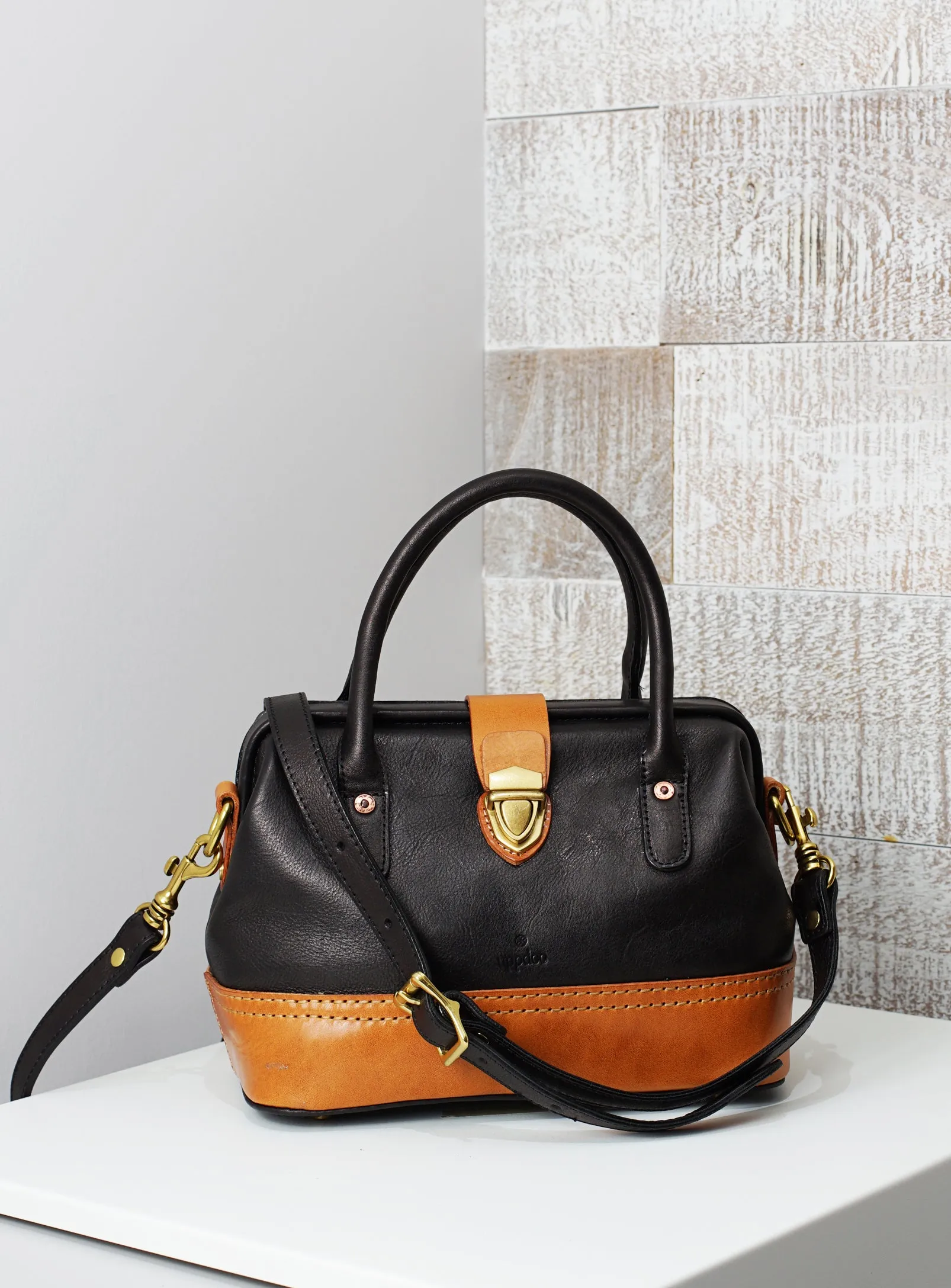 Wonder 'XL' Vintage Top-handle Satchel - Black